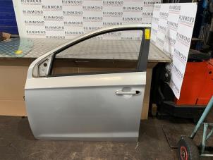 Gebruikte Deur 4Deurs links-voor Hyundai i20 1.2i 16V Prijs € 175,00 Margeregeling aangeboden door Autodemontage Rijnmond BV