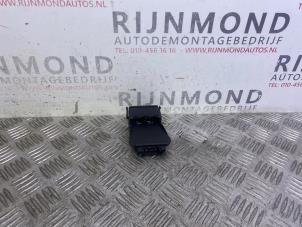Gebruikte Sensor ACC (afstand) Mazda 3 (BM/BN) 2.2 SkyActiv-D 150 16V Prijs € 60,50 Inclusief btw aangeboden door Autodemontage Rijnmond BV