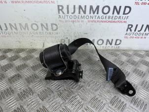 Gebruikte Veiligheidsgordel links-achter Opel Astra J (PC6/PD6/PE6/PF6) 1.7 CDTi 16V 110 Prijs op aanvraag aangeboden door Autodemontage Rijnmond BV