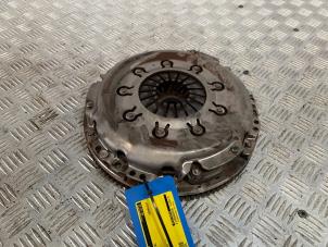 Gebruikte Dubbele massa vliegwiel Mazda 3 (BM/BN) 2.0 SkyActiv-G 120 16V Prijs op aanvraag aangeboden door Autodemontage Rijnmond BV