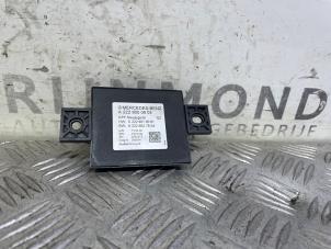 Gebruikte Camera module Mercedes C Estate AMG (S205) C-63 S,Edition 1 AMG 4.0 V8 Biturbo Prijs € 75,00 Margeregeling aangeboden door Autodemontage Rijnmond BV