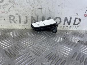 Begagnade Sätesvärmebrytare Mercedes C Estate AMG (S205) C-63 S,Edition 1 AMG 4.0 V8 Biturbo Pris € 15,00 Marginaltabell erbjuds av Autodemontage Rijnmond BV