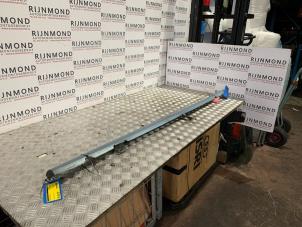 Gebruikte Zijskirt links Volkswagen Polo V (6R) 1.2 TDI 12V BlueMotion Prijs op aanvraag aangeboden door Autodemontage Rijnmond BV