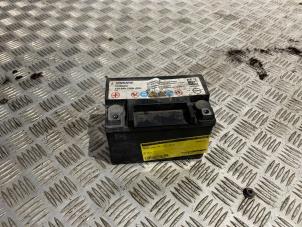 Gebruikte Accu Volvo V40 (MV) 1.6 D2 Prijs € 40,00 Margeregeling aangeboden door Autodemontage Rijnmond BV