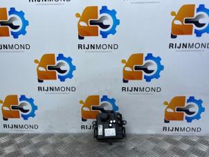 Gebruikte Computer Koeling Mercedes C (W205) C-220 2.2 CDI BlueTEC, C-220 d 16V Prijs € 30,25 Inclusief btw aangeboden door Autodemontage Rijnmond BV