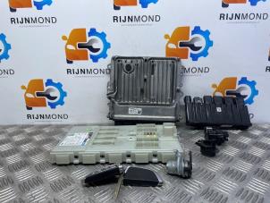 Gebruikte Kontaktslot + computer BMW 5 serie (G30) 530d xDrive 3.0 TwinPower Turbo 24V Prijs € 750,00 Margeregeling aangeboden door Autodemontage Rijnmond BV