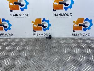 Gebruikte PDC Sensor BMW 5 serie (G30) 530d xDrive 3.0 TwinPower Turbo 24V Prijs € 25,00 Margeregeling aangeboden door Autodemontage Rijnmond BV