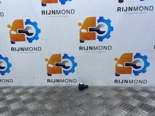 Gebruikte PDC Sensor BMW 5 serie (G30) 530d xDrive 3.0 TwinPower Turbo 24V Prijs € 25,00 Margeregeling aangeboden door Autodemontage Rijnmond BV