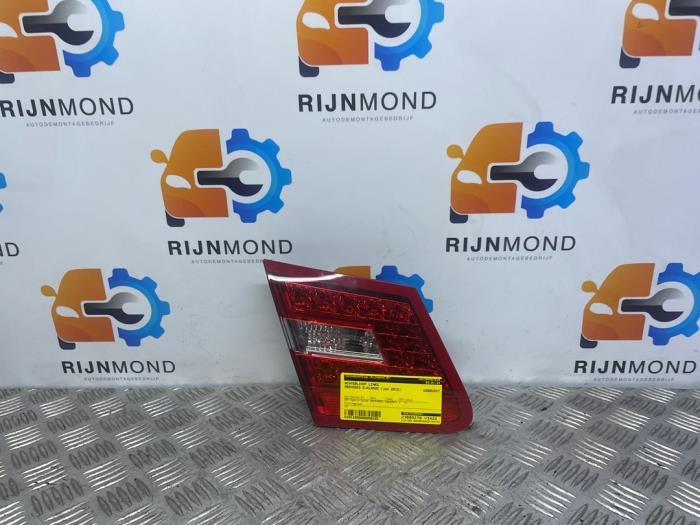Achterlicht links van een Mercedes-Benz E (R207) E-250 CDI,d 16V BlueEfficiency, BlueTEC 2012
