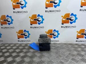 Gebruikte ABS Pomp Toyota Verso S 1.33 16V Dual VVT-I Prijs op aanvraag aangeboden door Autodemontage Rijnmond BV