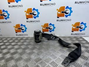 Używane Pas bezpieczenstwa lewy tyl Volkswagen Golf VII (AUA) 1.6 TDI BlueMotion 16V Cena € 40,00 Procedura marży oferowane przez Autodemontage Rijnmond BV