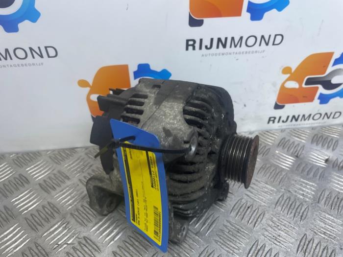 Dynamo från en BMW 5 serie (E60) 530d 24V 2003