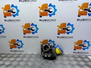 Gebruikte Gasklephuis Opel Corsa D 1.0 Prijs € 6,00 Margeregeling aangeboden door Autodemontage Rijnmond BV