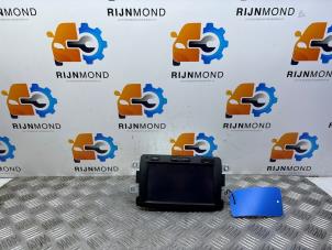 Gebruikte Navigatie Systeem Renault Captur (2R) 0.9 Energy TCE 12V Prijs € 363,00 Inclusief btw aangeboden door Autodemontage Rijnmond BV