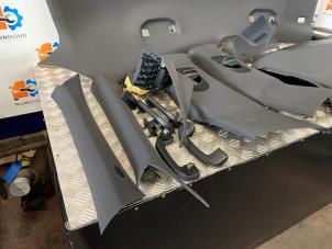 Gebruikte Hemelbekleding Mercedes CLA (117.3) 1.6 CLA-180 16V Prijs € 242,00 Inclusief btw aangeboden door Autodemontage Rijnmond BV