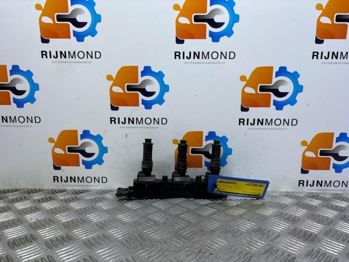 Tändspole från en Opel Corsa D 1.0 2007