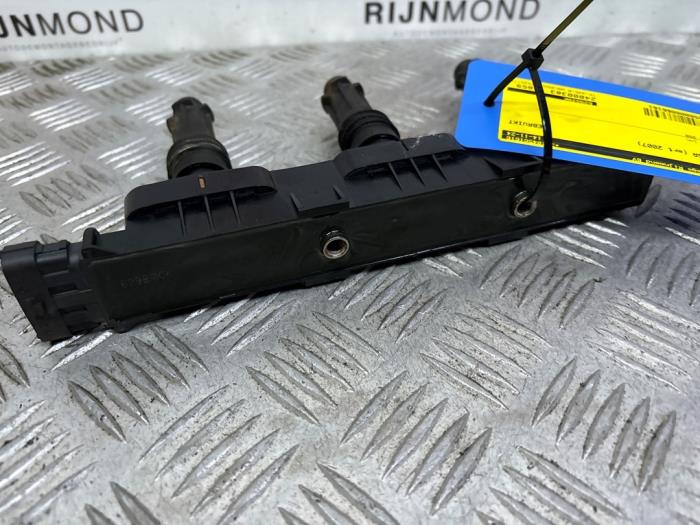 Tändspole från en Opel Corsa D 1.0 2007