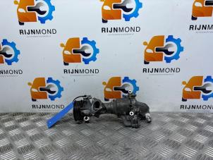 Gebruikte Waterpomp Mercedes A (177.0) 2.0 A-35 AMG Turbo 16V 4Matic Prijs € 100,00 Margeregeling aangeboden door Autodemontage Rijnmond BV