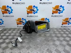 Używane Lusterko zewnetrzne prawe Mercedes E Estate (S212) E-250 CDI 16V BlueEfficiency,BlueTEC Cena € 121,00 Z VAT oferowane przez Autodemontage Rijnmond BV