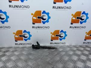 Używane Wtryskiwacz (Diesel) Opel Astra J (PC6/PD6/PE6/PF6) 2.0 CDTI 16V 160 Ecotec Cena na żądanie oferowane przez Autodemontage Rijnmond BV