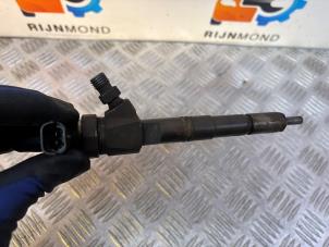 Używane Wtryskiwacz (Diesel) Opel Astra J (PC6/PD6/PE6/PF6) 2.0 CDTI 16V 160 Ecotec Cena na żądanie oferowane przez Autodemontage Rijnmond BV