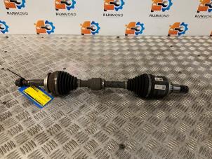 Używane Os napedowa lewy przód Lexus CT 200h 1.8 16V Cena € 75,00 Procedura marży oferowane przez Autodemontage Rijnmond BV