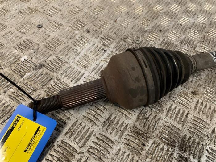 Drivaxel, vänster fram från en Ford Transit Custom 2.2 TDCi 16V 2014