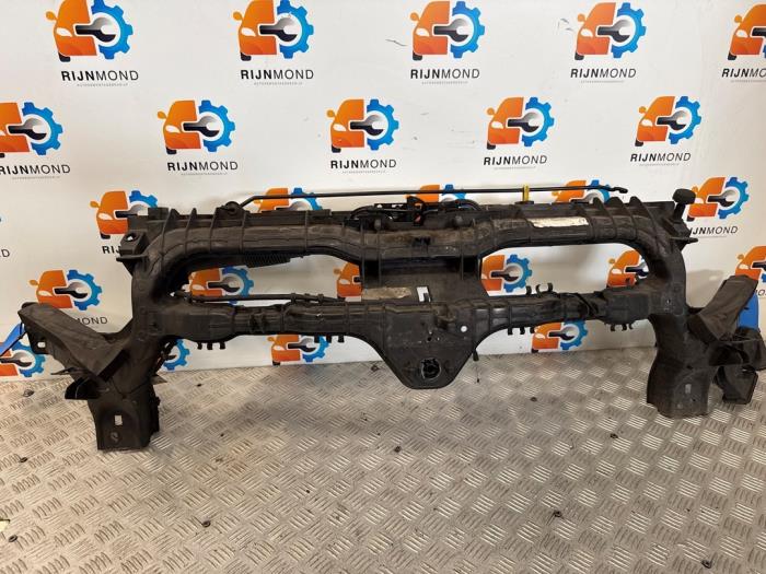 Front från en Ford Transit Custom 2.2 TDCi 16V 2014