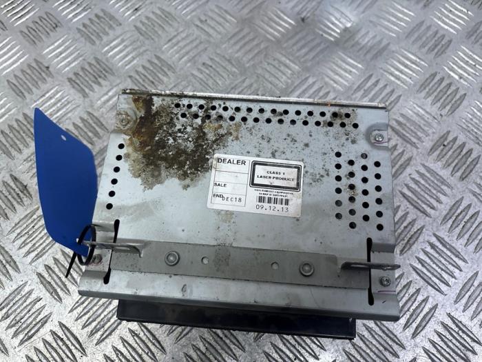 Radio från en Ford Transit Custom 2.2 TDCi 16V 2014