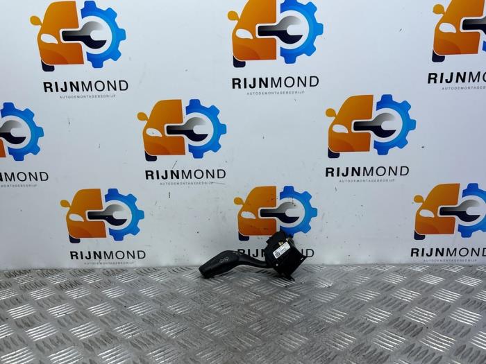 Indikatorbrytare från en Ford Transit Custom 2.2 TDCi 16V 2014