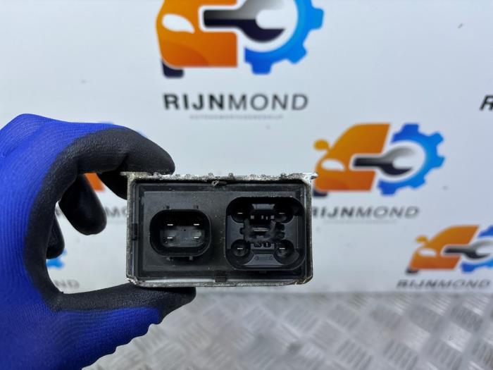 Glödstiftsrelä från en Ford Transit Custom 2.2 TDCi 16V 2014