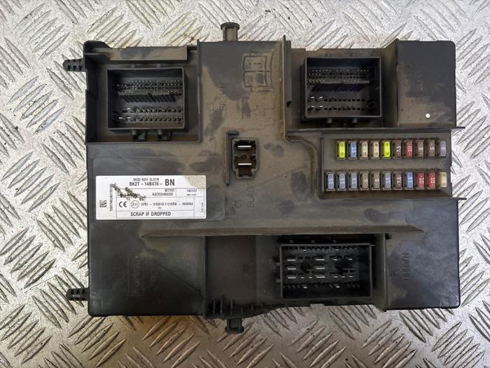 Säkringsbox från en Ford Transit Custom 2.2 TDCi 16V 2014