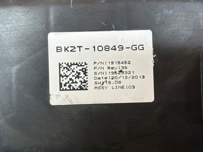 Vägmätare KM från en Ford Transit Custom 2.2 TDCi 16V 2014