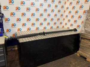 Używane Pólwal BMW X1 (F48) xDrive 20d 2.0 16V Cena € 242,00 Z VAT oferowane przez Autodemontage Rijnmond BV