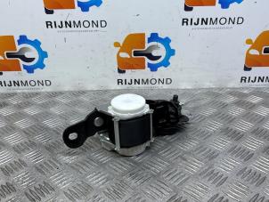 Używane Pas bezpieczenstwa srodkowy tyl BMW X1 (F48) xDrive 20d 2.0 16V Cena € 48,40 Z VAT oferowane przez Autodemontage Rijnmond BV