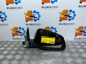 Używane Lusterko zewnetrzne prawe BMW X1 (F48) xDrive 20d 2.0 16V Cena € 242,00 Z VAT oferowane przez Autodemontage Rijnmond BV