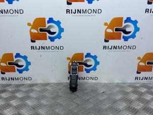 Używane Przelacznik (rózne) BMW X1 (F48) xDrive 20d 2.0 16V Cena € 30,25 Z VAT oferowane przez Autodemontage Rijnmond BV