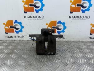 Begagnade Bakre bromsok, höger Chevrolet Captiva (C100) 2.4 16V 4x4 Pris på förfrågan erbjuds av Autodemontage Rijnmond BV