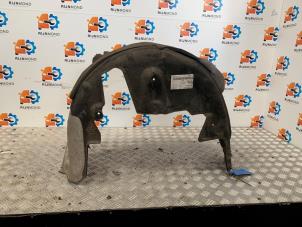 Gebruikte Modderkuip Mercedes C Estate (S205) C-180 1.6 16V BlueEfficiency Prijs € 30,00 Margeregeling aangeboden door Autodemontage Rijnmond BV