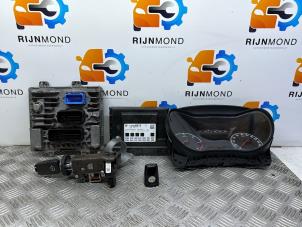 Begagnade Tändningslås + dator Opel Corsa E 1.3 CDTi 16V ecoFLEX Pris på förfrågan erbjuds av Autodemontage Rijnmond BV
