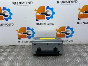 Begagnade Radio Ford Fiesta 6 (JA8) 1.6 TDCi 16V Pris på förfrågan erbjuds av Autodemontage Rijnmond BV