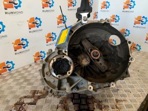 Gebruikte Versnellingsbak Volkswagen Touran (1T3) 1.2 TSI Prijs € 450,00 Margeregeling aangeboden door Autodemontage Rijnmond BV