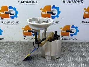 Używane Elektryczna pompa paliwa BMW X1 (F48) xDrive 20d 2.0 16V Cena na żądanie oferowane przez Autodemontage Rijnmond BV