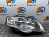Volkswagen Passat (3C2) 2.0 FSI 16V Scheinwerfer rechts