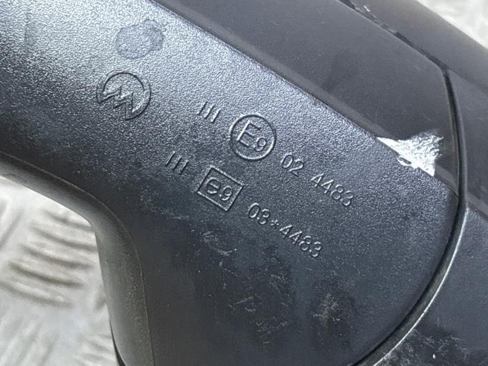 Buitenspiegel links van een Volkswagen Polo V (6R) 1.4 TDI DPF BlueMotion technology 2014