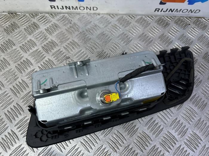 Poduszka powietrzna prawa (deska rozdzielcza) z Volkswagen Polo V (6R) 1.4 TDI DPF BlueMotion technology 2014