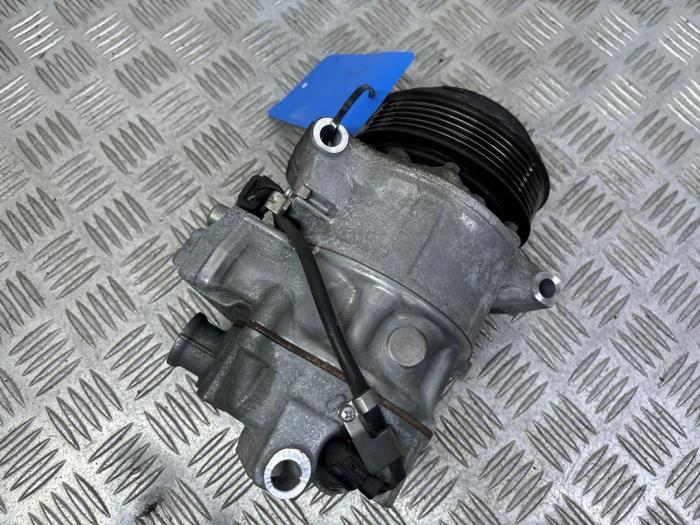 Luftkonditioneringspump från en Mercedes-Benz C Estate (S205) C-180 1.6 16V BlueEfficiency 2017