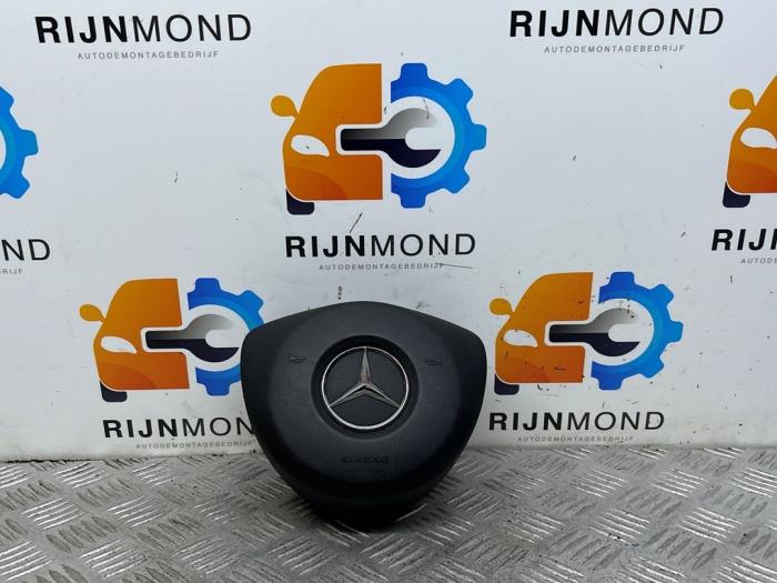 Vänster airbag (ratt) från en Mercedes-Benz C Estate (S205) C-180 1.6 16V BlueEfficiency 2017