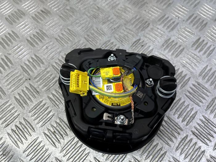 Vänster airbag (ratt) från en Mercedes-Benz C Estate (S205) C-180 1.6 16V BlueEfficiency 2017