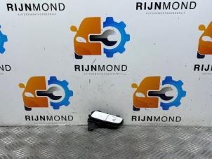 Begagnade Sätesvärmebrytare Mercedes C Estate (S205) C-180 1.6 16V BlueEfficiency Pris € 19,99 Marginaltabell erbjuds av Autodemontage Rijnmond BV